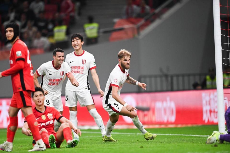 蓉城VS海港首发:4外援对垒!韦世豪先发反戈,杨世元、魏震登场